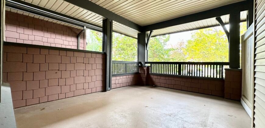 CLAYTON – 2 BED 2 BATH TOWNHOUSE