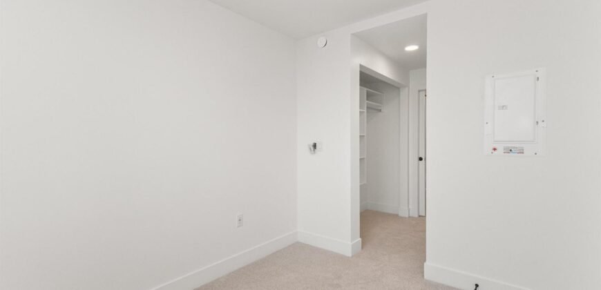 LANGLEY – UNITY – BRAND NEW 1 BEDROOM + DEN, 1 BATHROOM CONDO