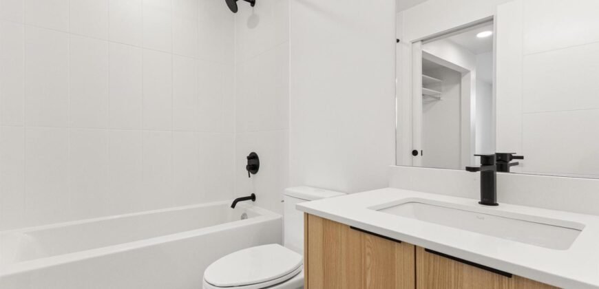 LANGLEY – UNITY – BRAND NEW 1 BEDROOM + DEN, 1 BATHROOM CONDO