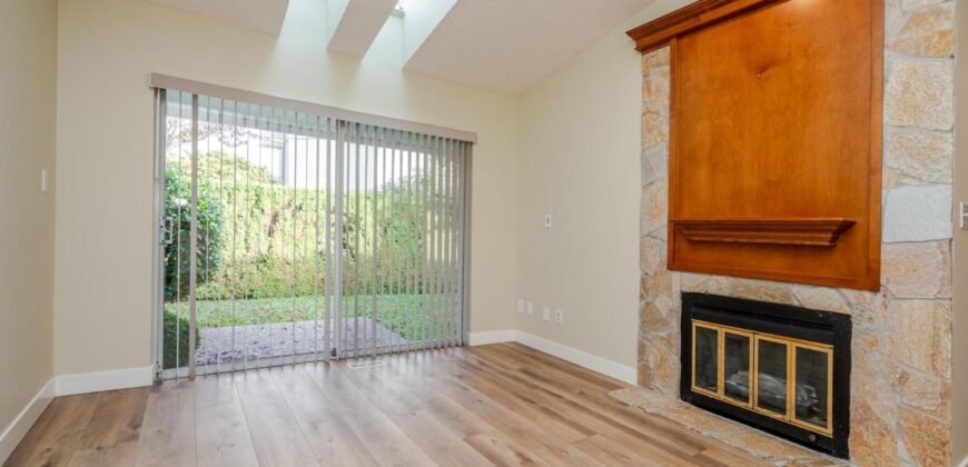 LANGLEY – 2 BEDROOM, 2 BATHROOM TOWNHOUSE