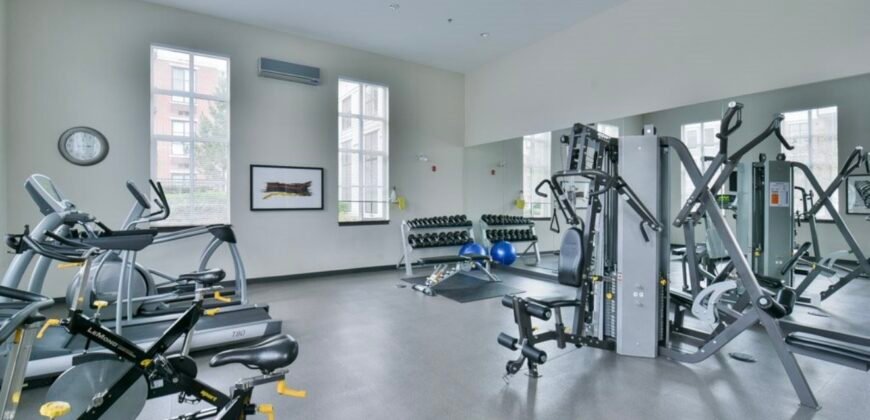 SOUTH SURREY – 2 BEDROOM, 2 BATHROOM CONDO